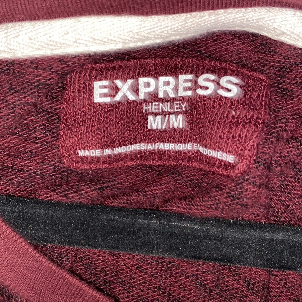Express Burgandy Henley - Picture 3 of 4